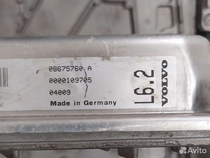 Блок управления двигателем Volvo XC90 08675760A