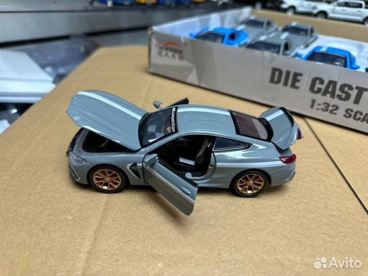 Машинка металлическая инерционная BMW