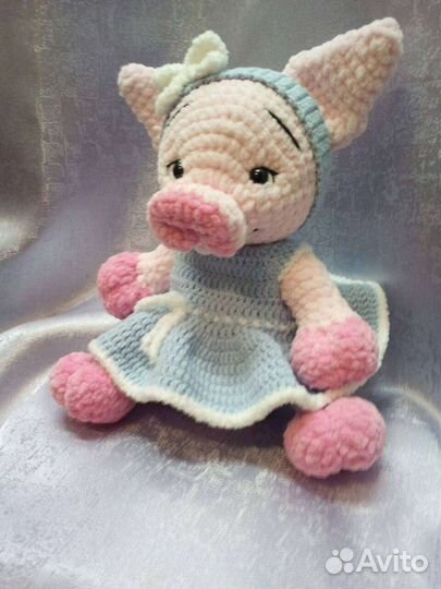 Вязаная свинка