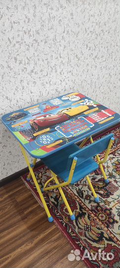 Детский стол и стул