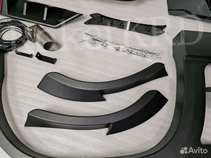 Обвес Toyota Land Cruiser 200 Wald 2016+