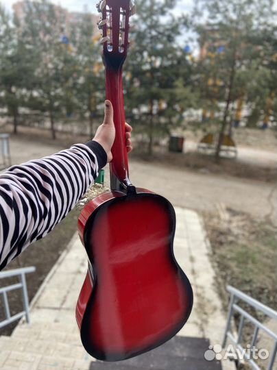 Акустическая гитара “music life”