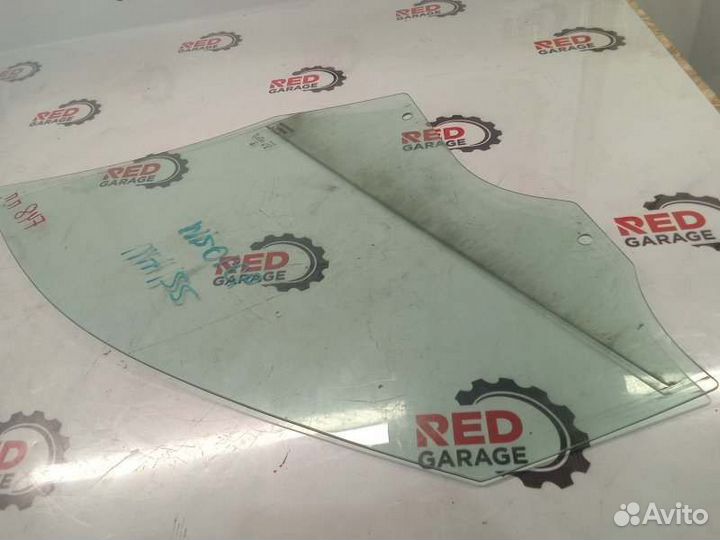 Стекло двери переднее правое Bmw X1 F48(LDA-HT20)