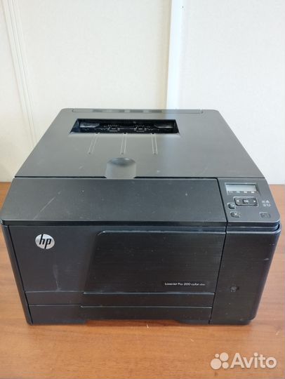 Цветной лазерный принтер HP LaserJet pro 200 color