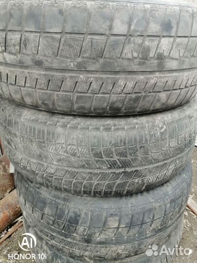 Bridgestone 613V 215/60 R16