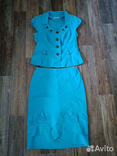 Костюм женский