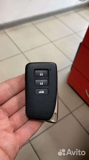 Вскрытие автомобилей, сейфов, гаражей, дверей