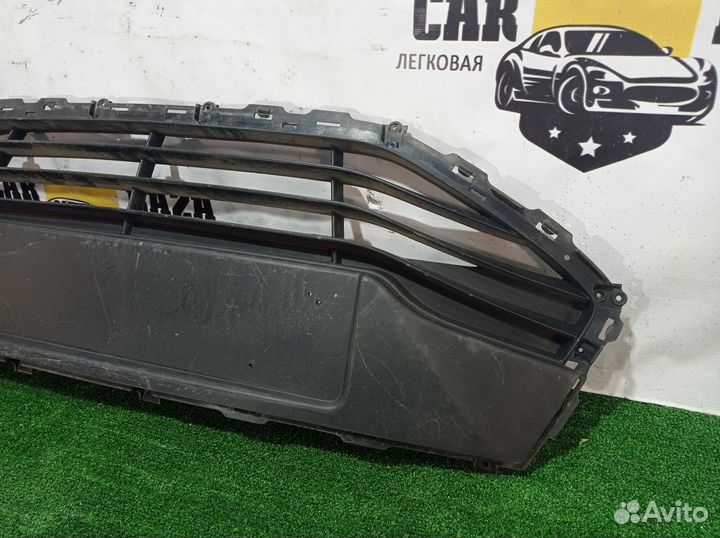 Решетка в бампер центральная Hyundai ix20