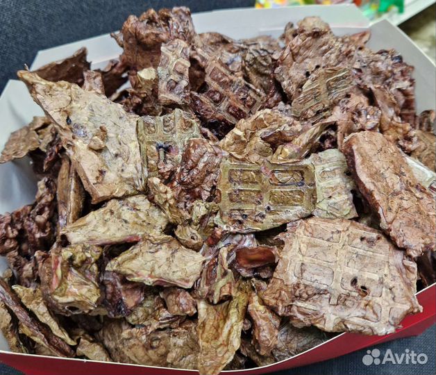 Лакомства для собак и кошек