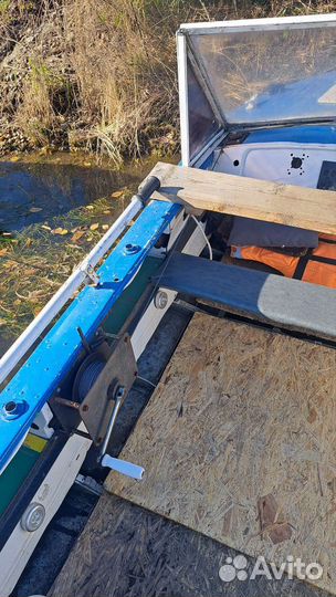 Лодка обь м