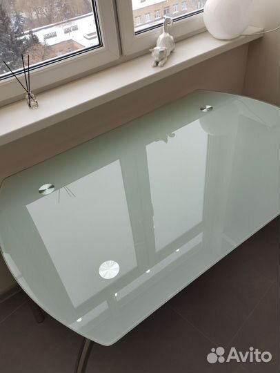 Стол обеденный стеклянный