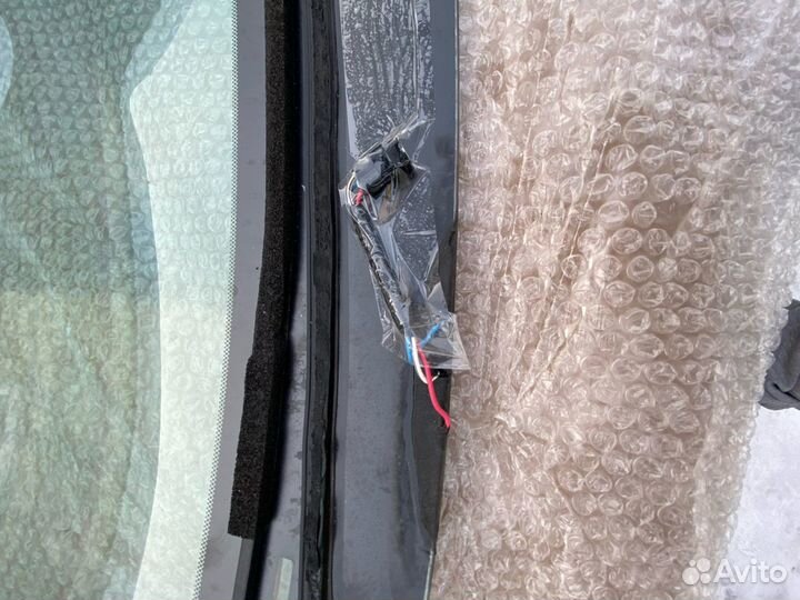 Лобовое стекло lexus is250 2014 года