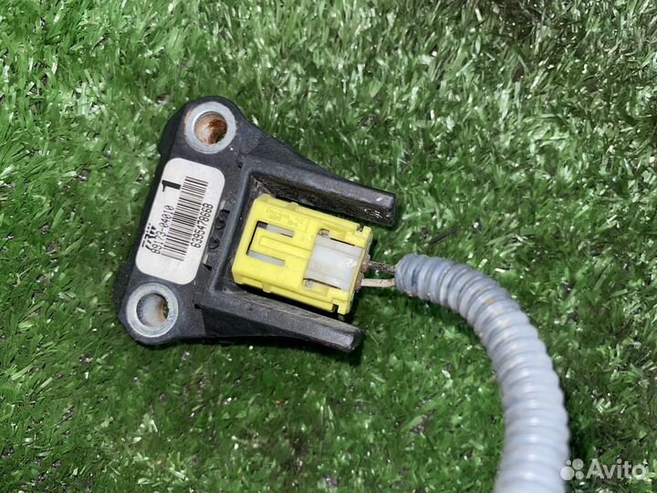 Датчик удара Toyota Vitz NCP91