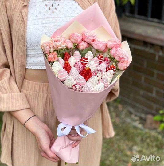 Клубника в шоколаде букеты Пермь