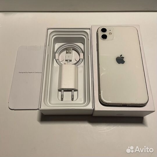 iPhone 11, 64 ГБ
