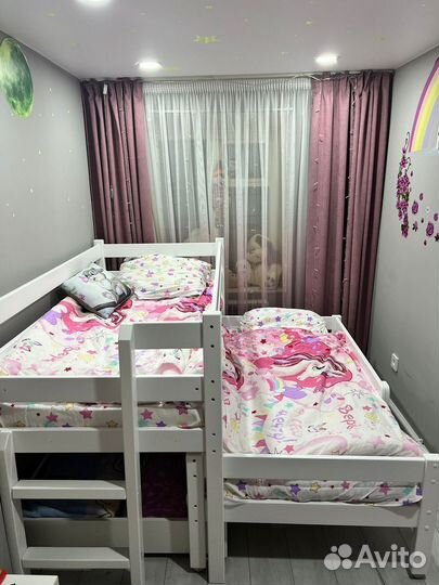 Двухъярусная кровать из массива