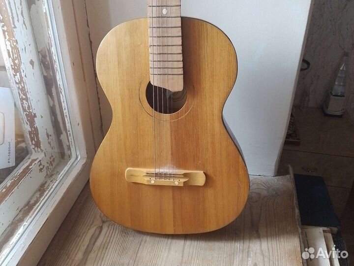 Акустические гитары 2 штуки