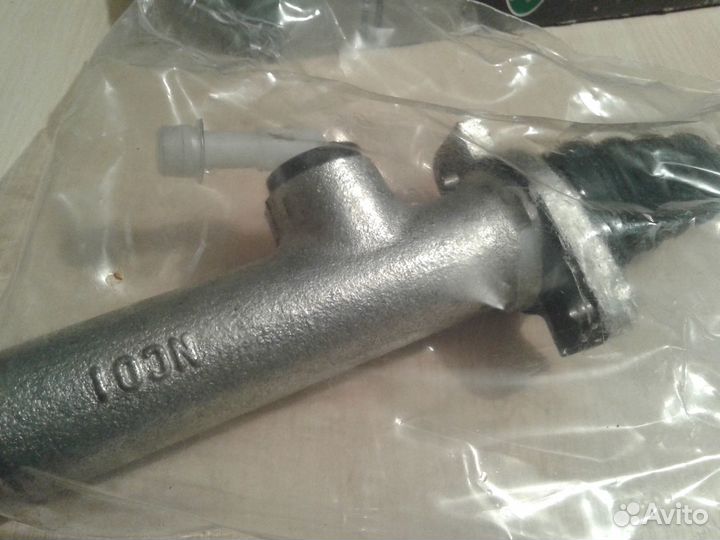 Цилиндр сцепления главный audi