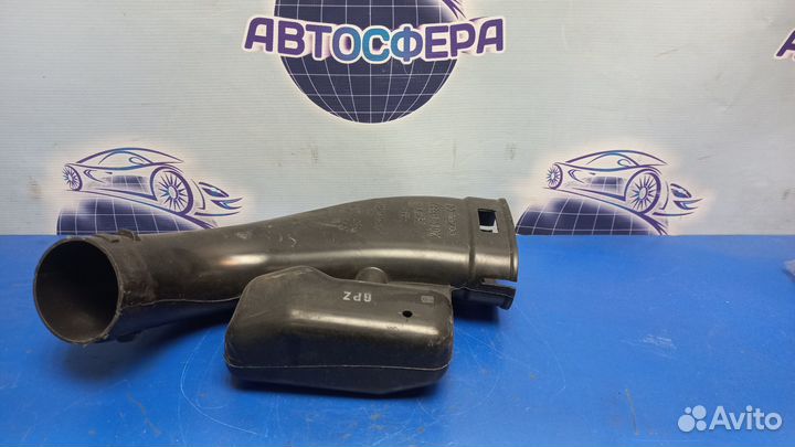 Патрубок воздушного фильтра Мазда 3 (BL) Z6