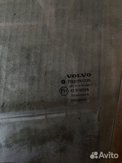 Стекло переднее левое Volvo 850