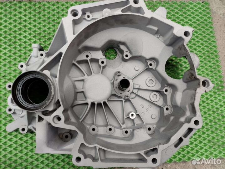 Колокол (картер сцепления) 5ст МКПП VAG