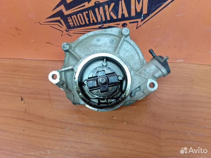 Насос вакуумный Nissan Pathfinder R51 3.0 2012