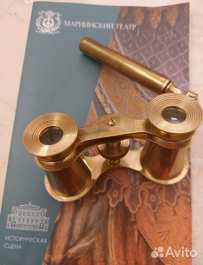 Винтажный бинокль лорнет