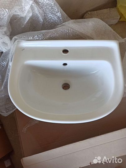 Раковина с пьедесталом