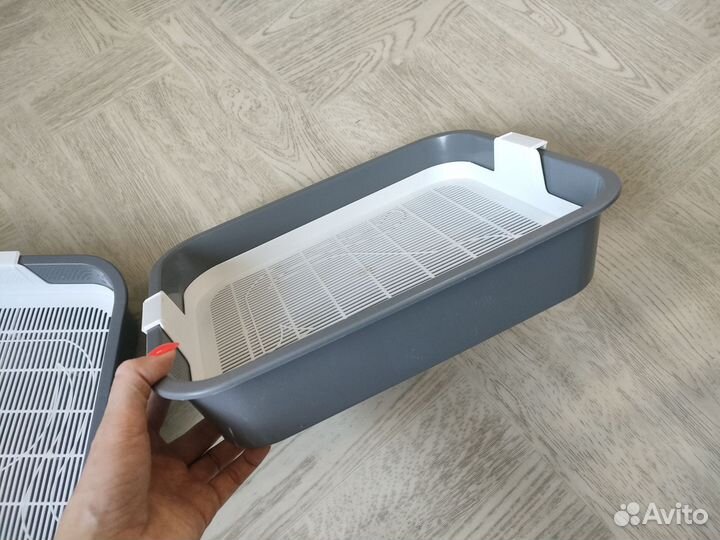 Лоток и миска для кошки