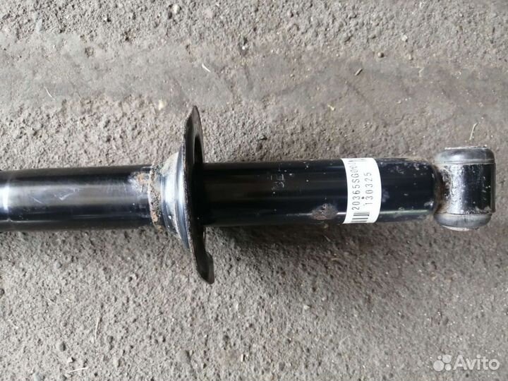 Амортизатор задний subaru forester