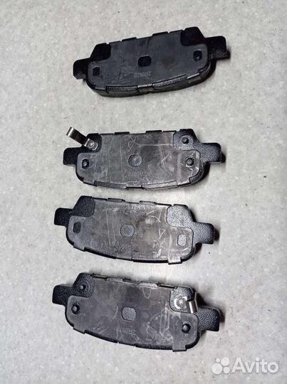 Тормозные колодки задние на Кашкай
