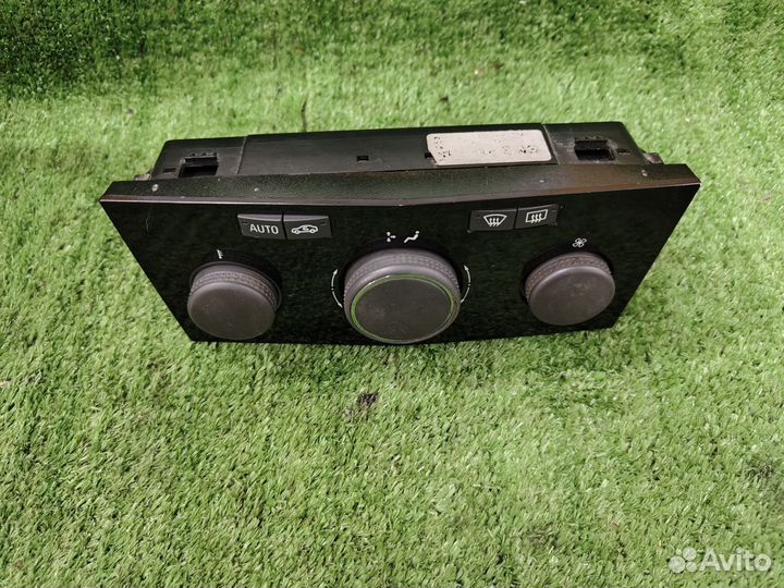 Блок управления климатом Opel Astra H