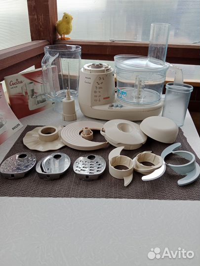 Кухонный комбайн Philips Cucina HR7638