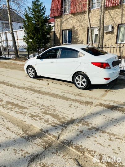 Hyundai Solaris 1.6 AT, 2013, 289 000 км