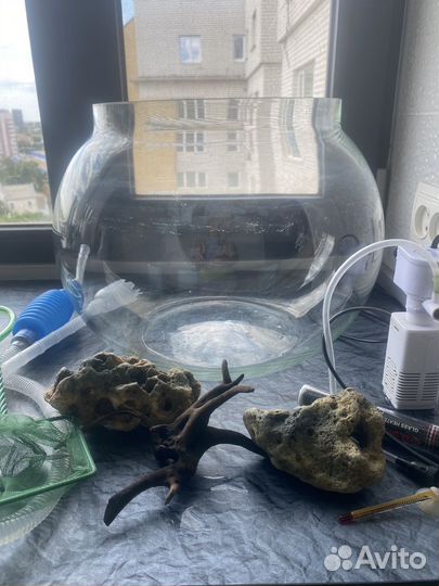 Аквариум 15 л. со всеми принадлежностями