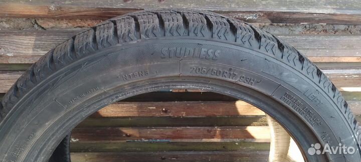 Nitto SN3 Winter 205/50 R17