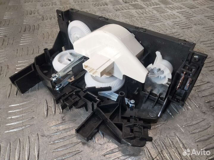 Блок управления печкой Passat B3 Golf 3