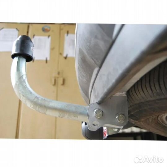 Фаркоп Toyota Highlander 2010-2014