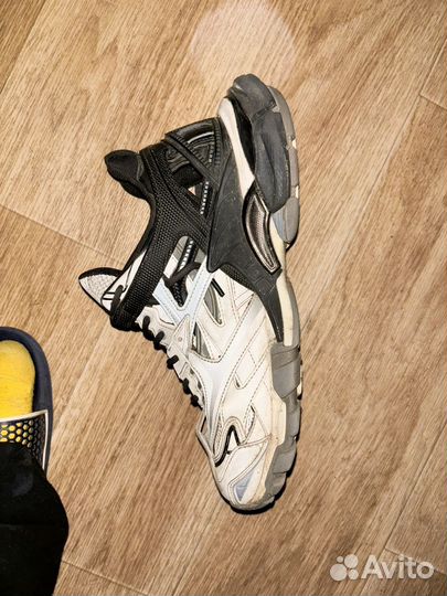 Balenciaga track 2