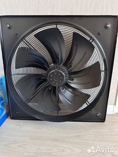 Вытяжной вентилятор