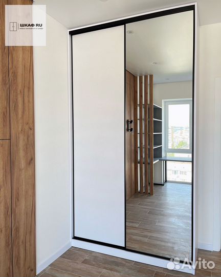 Шкаф распашной