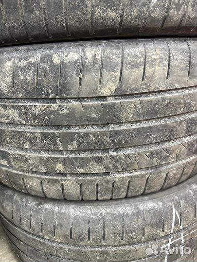 Bridgestone Alenza 001 285/40 R21