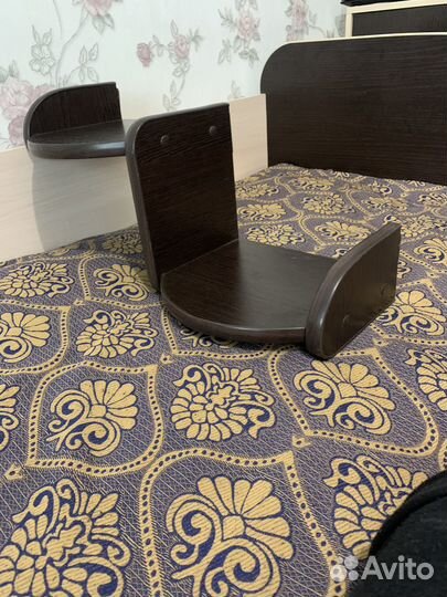 Полка настенная