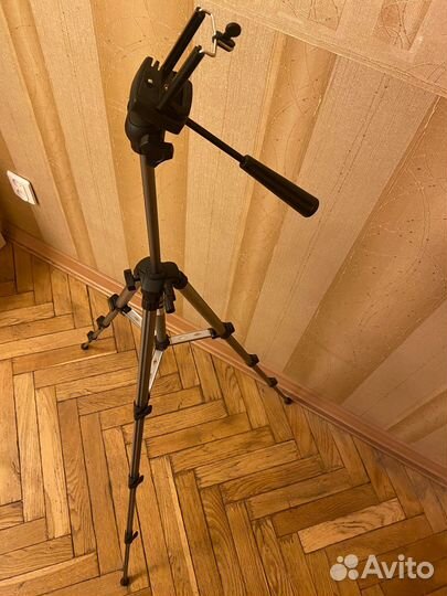 Продается штатив для фото