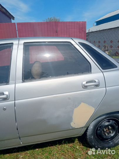 Продаю дверь и багажник ваз 2110