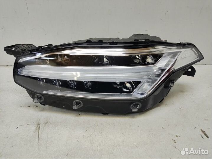 Фара левая Volvo Xc90 2 2014-2019