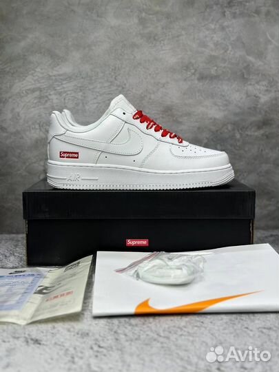 Nike Air Force Supreme