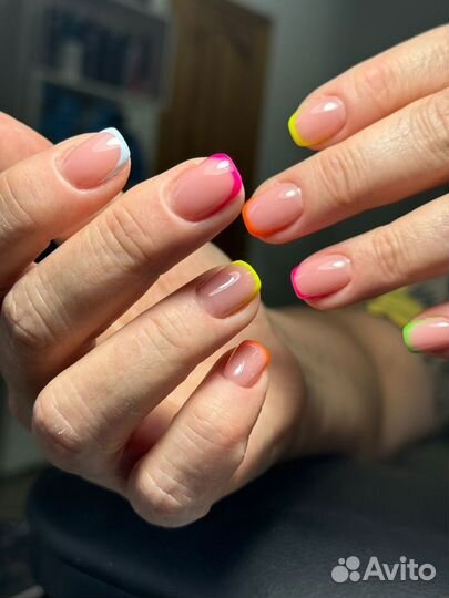 Маникюр и педикюр