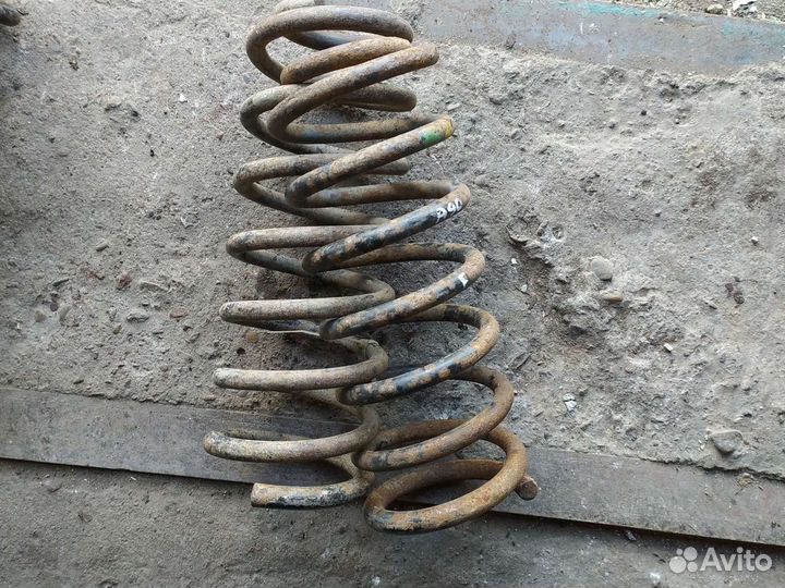Audi 90 передние пружины комплект