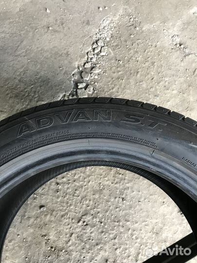 Yokohama Advan S/T V801 235/50 R18